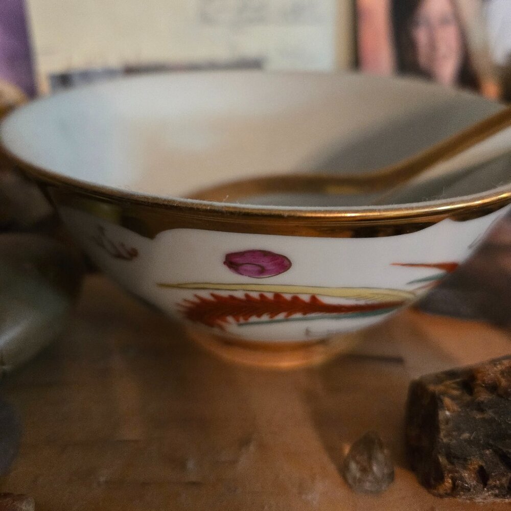 Vintage Zhongguo Jingdezhen Soup Bowls and Spoons